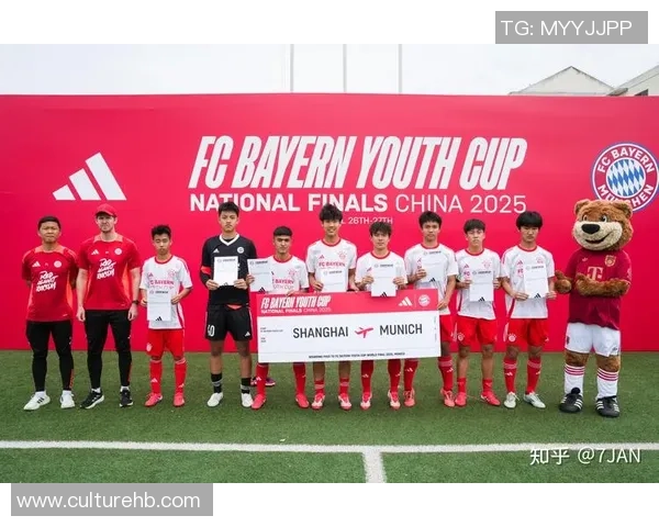 彝族足球天才崛起助力中国足球梦展现民族力量与风采