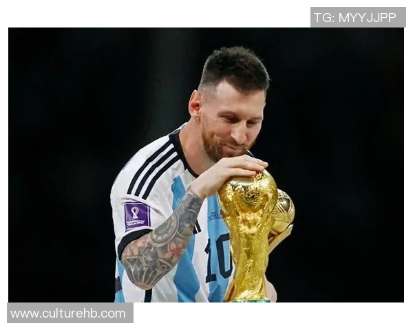 梅西六夺金球奖：足坛传奇的巅峰荣耀与不朽传奇